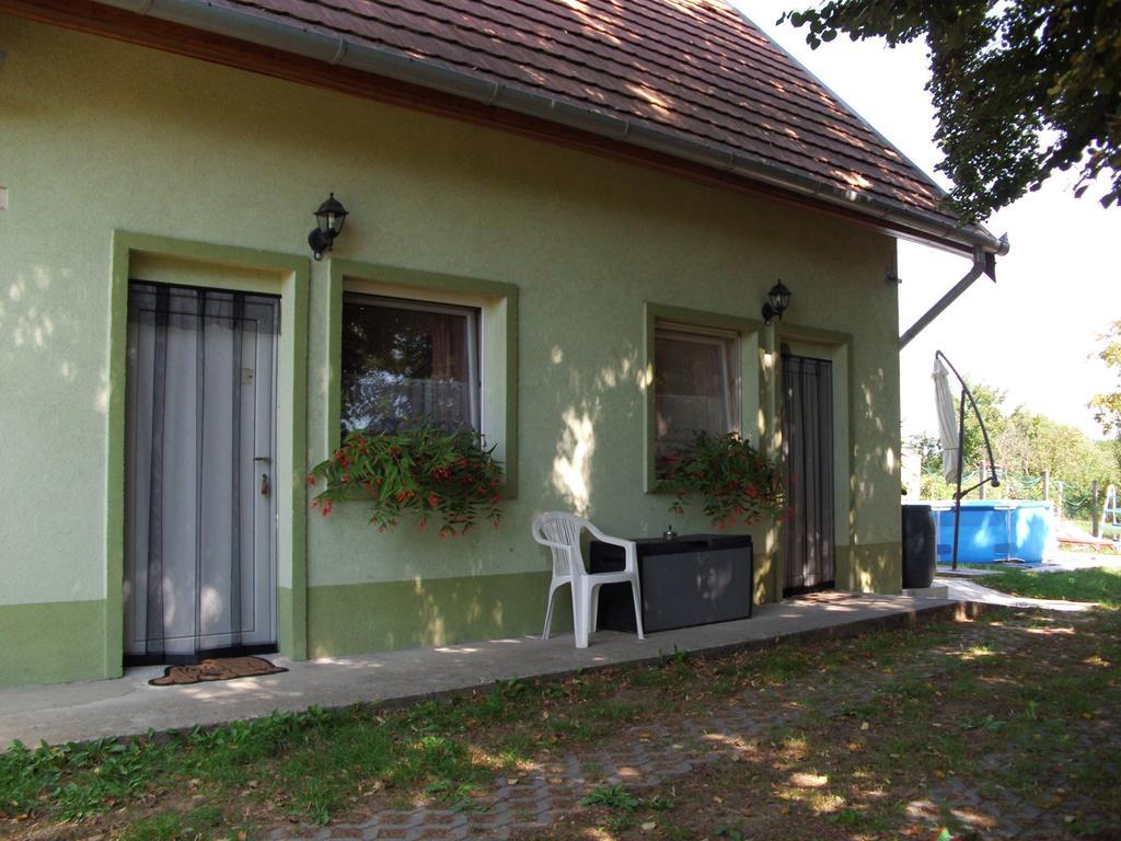 Ferienhaus Hartmann Hévíz Exterior foto